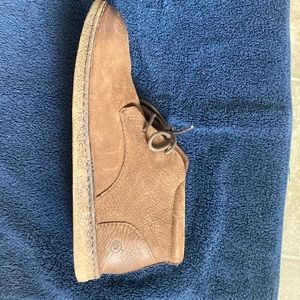 Men’s size 8.5 Born Sampson boots